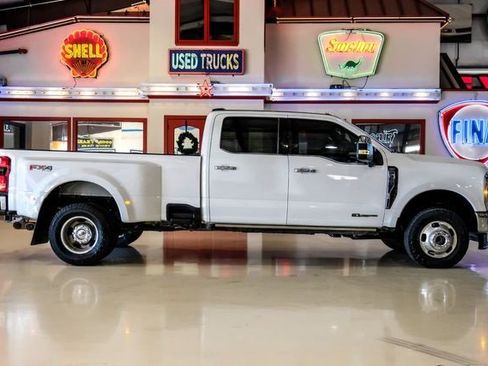 Used 2024 Ford F350 Lariat w/ Lariat Ultimate Package image 10