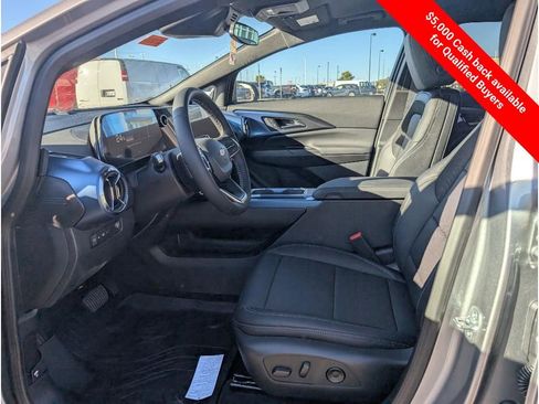 New 2026 Chevrolet Equinox EV LT AWD/4WD image 14