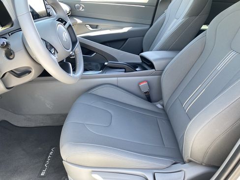 Used 2026 Hyundai Elantra Sport FWD image 17