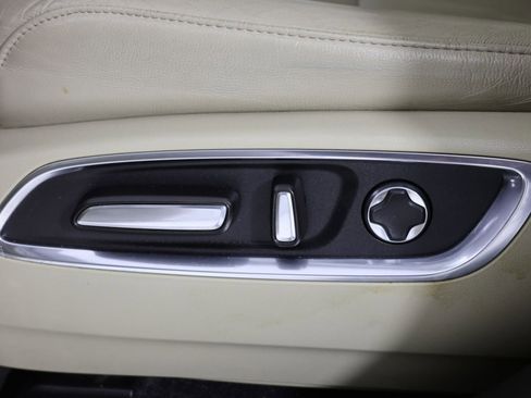 Used 2019 Acura MDX SH-AWD image 25