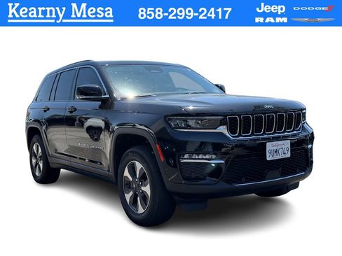 Used 2022 Jeep Grand Cherokee Limited 4xe w/ Luxury Tech Group II AWD/4WD image 1