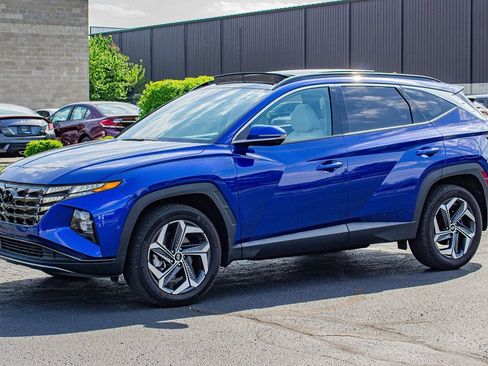 Used 2022 Hyundai Tucson Limited w/ Cargo Package AWD/4WD image 4