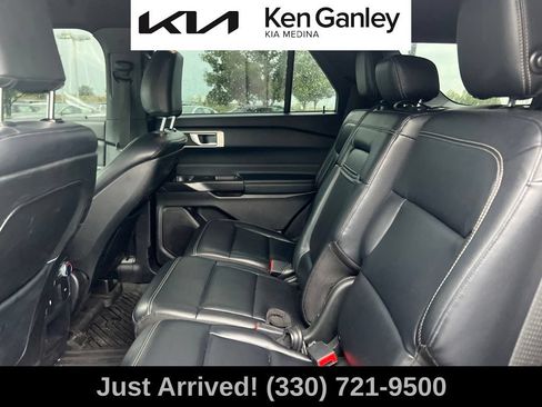 Used 2020 Ford Explorer XLT w/ Equipment Group 202A RWD image 10
