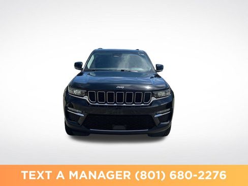 Used 2023 Jeep Grand Cherokee Limited w/ Trailer Tow Prep Group (B) AWD/4WD image 8