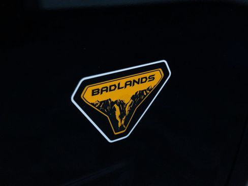 Used 2023 Ford Bronco Sport Badlands AWD/4WD image 10