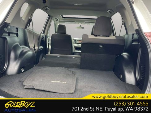 Used 2013 Toyota RAV4 XLE AWD/4WD image 37