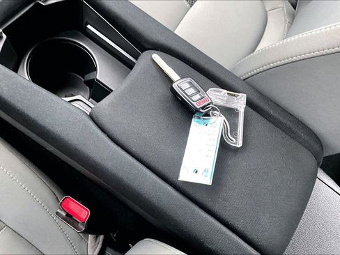 Used 2020 Honda Civic LX image 11