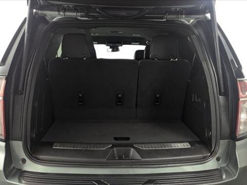 Used 2023 Chevrolet Tahoe Premier RWD image 19