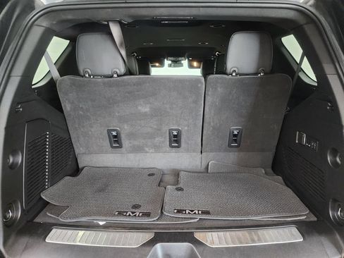 Used 2025 GMC Yukon Denali AWD/4WD image 29