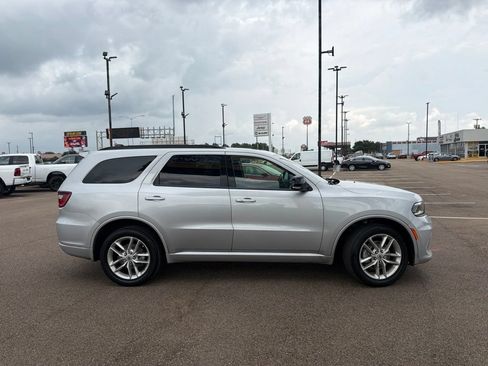 Used 2024 Dodge Durango GT AWD/4WD image 8
