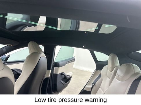 Used 2021 Tesla Model S Plaid image 27