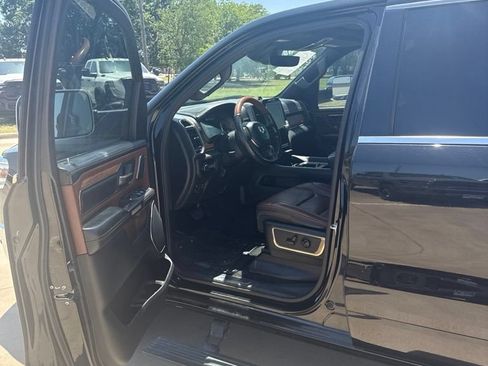 Used 2019 RAM 1500 Limited AWD/4WD image 10