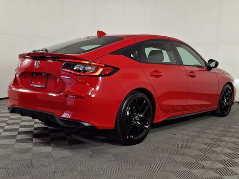 Used 2025 Honda Civic Sport image 9