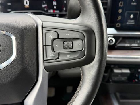 Used 2025 GMC Sierra 2500 SLT w/ SLT Premium Package image 36