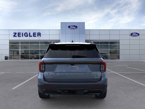 New 2026 Ford Explorer ST-Line w/ ST-Line Street Pack AWD/4WD image 5