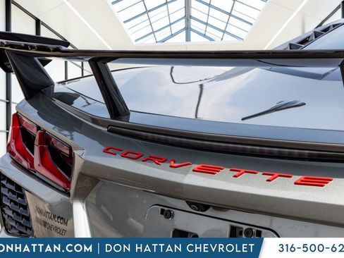 Used 2022 Chevrolet Corvette Stingray Preferred Cpe w/ 2LT RWD image 25
