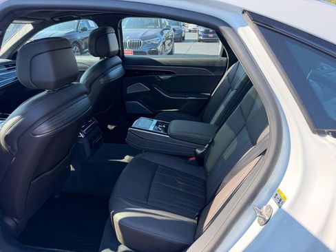 Used 2021 Audi A8 L 4.0T AWD/4WD image 10