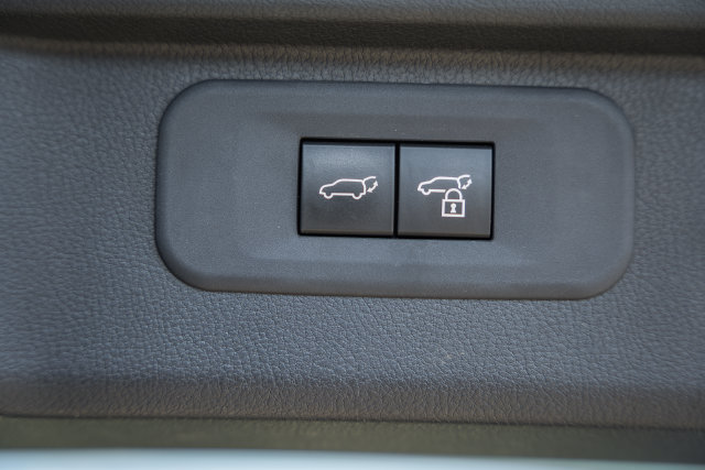 Used 2024 Toyota Grand Highlander AWD Hybrid image 14