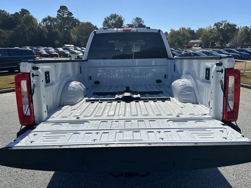 Used 2024 Ford F250 XLT image 18