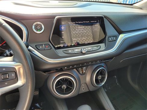 Used 2022 Chevrolet Blazer LT image 23