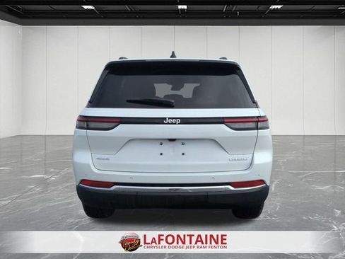 New 2026 Jeep Grand Cherokee Laredo X AWD/4WD image 4