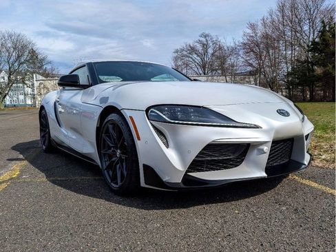 Used 2025 Toyota Supra Premium RWD image 3