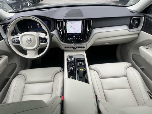 Certified 2024 Volvo XC60 T8 Ultimate w/ Climate Package AWD/4WD image 26