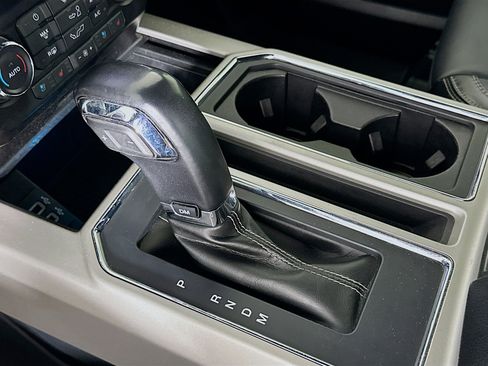 Used 2019 Ford F150 Lariat image 24