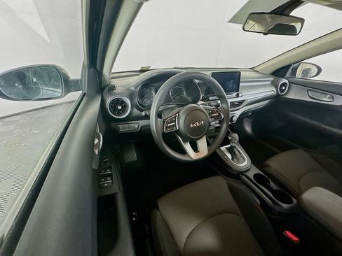 Used 2024 Kia Forte LXS FWD image 18