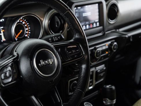 Used 2019 Jeep Wrangler Sport AWD/4WD image 15