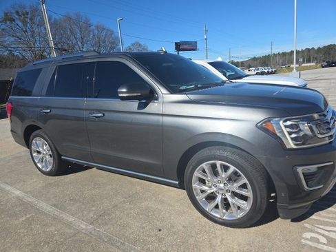 Used 2018 Ford Expedition Limited w/ Equipment Group 302A image 12