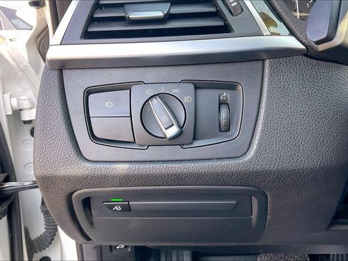 Used 2018 BMW 330i Sedan RWD image 36