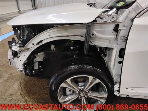 Used 2025 Acura RDX SH-AWD w/ Technology Package image 18