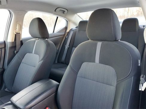 Used 2025 Nissan Sentra SV image 11