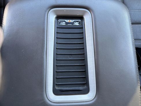 Used 2019 GMC Yukon XL Denali w/ Denali Ultimate Package image 17