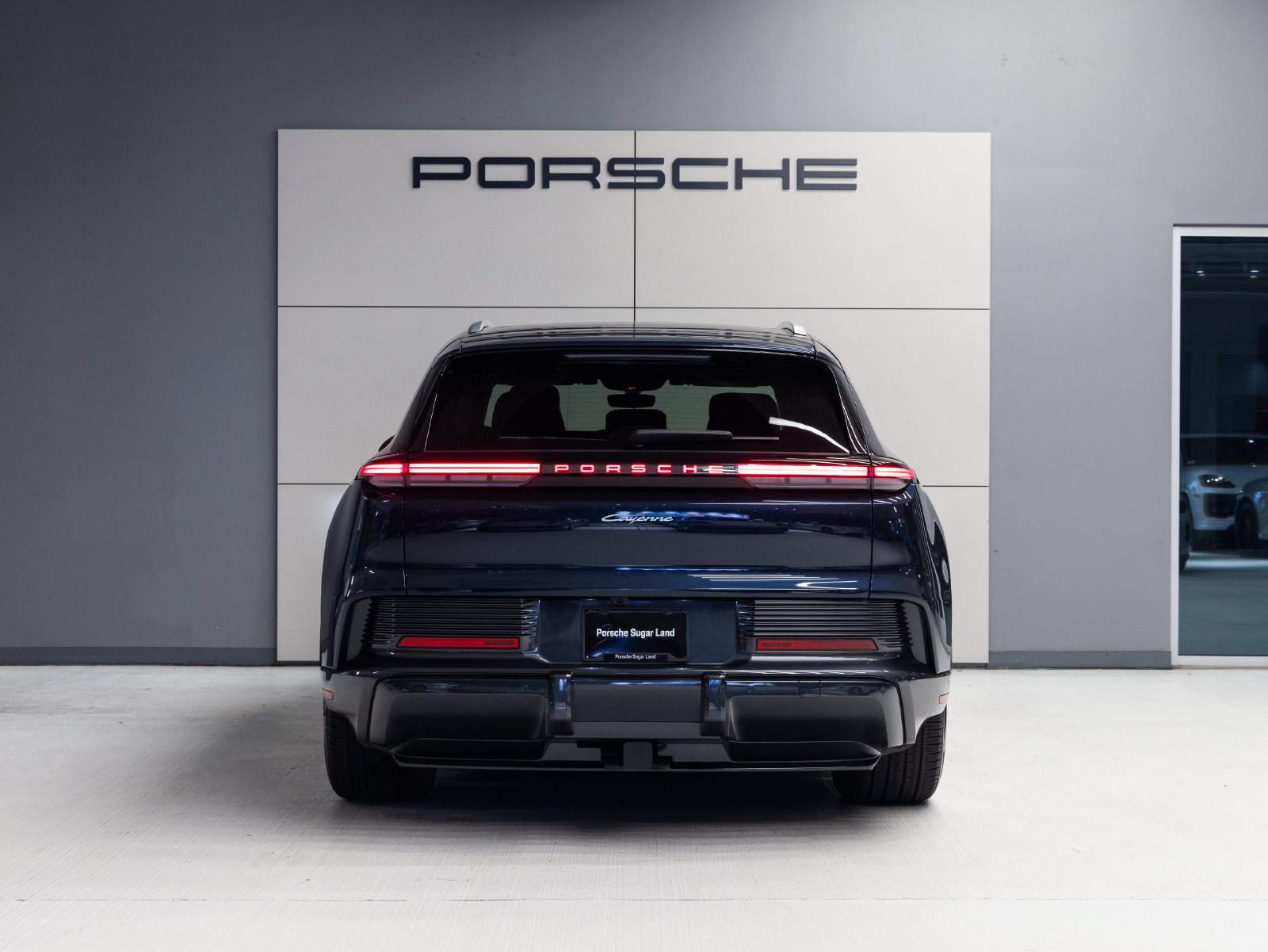 Certified 2026 Porsche Cayenne Electric AWD/4WD image 6