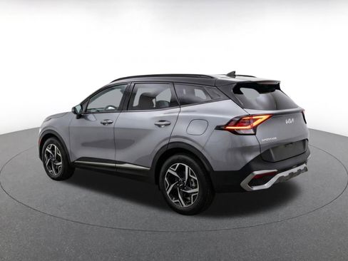 Used 2025 Kia Sportage LX FWD image 7