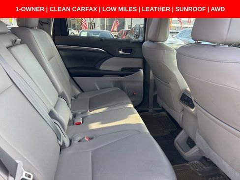 Used 2017 Toyota Highlander Limited w/ Carpet Mat Package AWD/4WD image 13