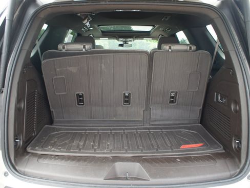 Used 2021 GMC Yukon SLT w/ SLT Premium Package AWD/4WD image 18