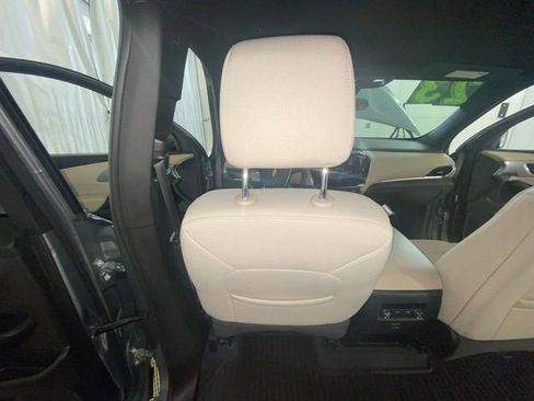 Certified 2023 Chevrolet Traverse LS FWD image 36