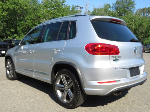 Used 2017 Volkswagen Tiguan Sport AWD/4WD image 7