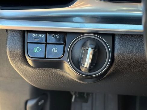 Used 2020 Porsche Panamera 4 AWD/4WD image 19