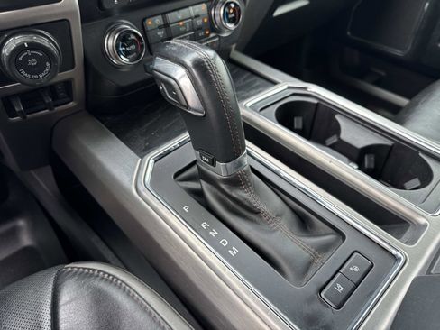 Used 2018 Ford F150 Platinum w/ Equipment Group 701A Luxury AWD/4WD image 26