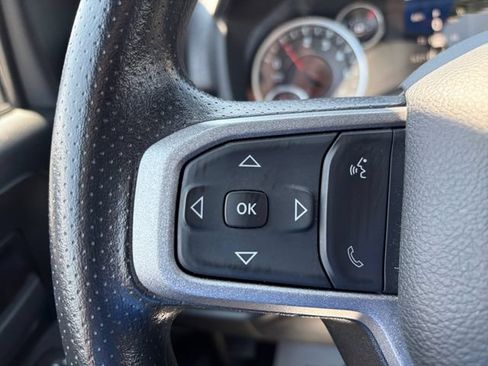 Used 2024 RAM 3500 Tradesman w/ Chrome Appearance Group AWD/4WD image 18