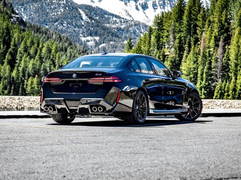 New 2026 BMW M5 w/ Carbon Package AWD/4WD image 7