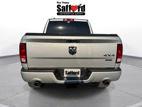 Used 2015 RAM 1500 Express AWD/4WD image 3