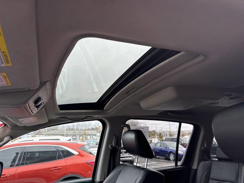 Used 2010 Nissan Armada Platinum w/ Captain Seat Pkg image 15