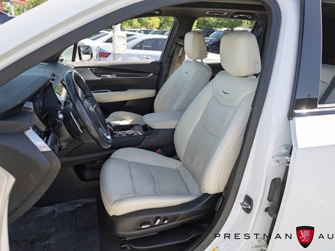Used 2022 Cadillac XT6 Sport w/ Technology Package AWD/4WD image 24
