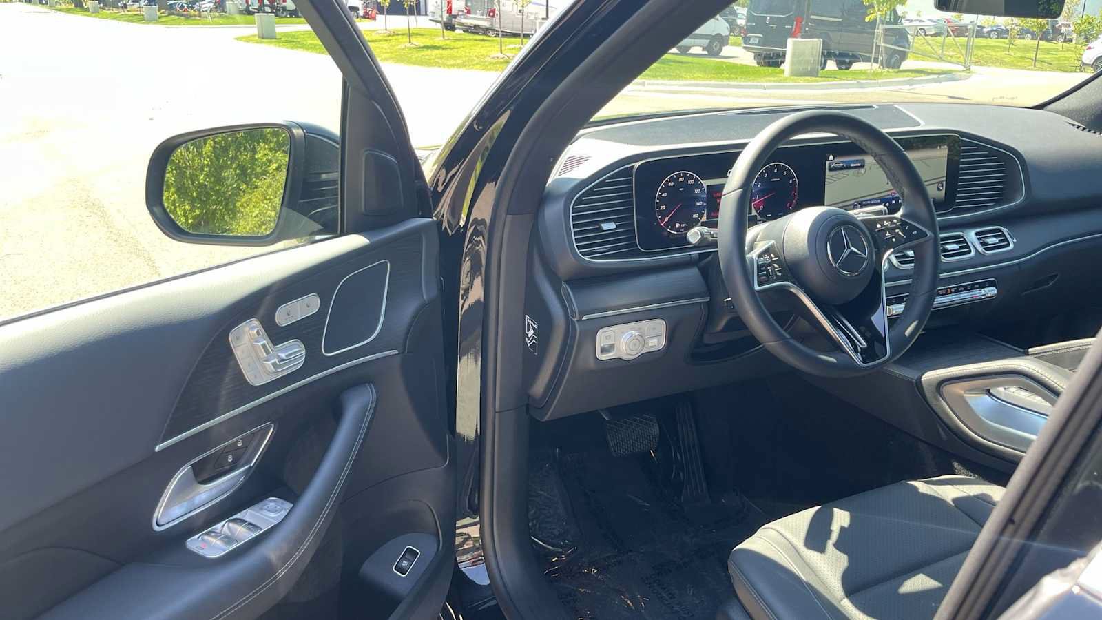 Certified 2025 Mercedes-Benz GLE 350 4MATIC image 14