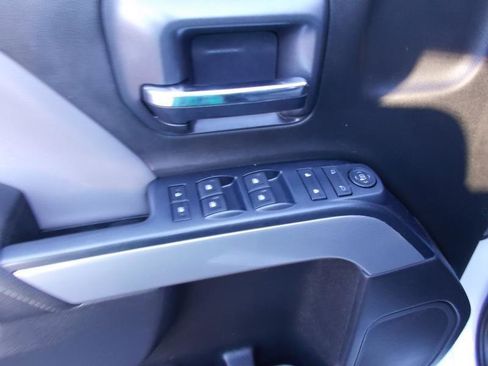 Used 2015 Chevrolet Silverado 2500 LT w/ LT Convenience Package image 31